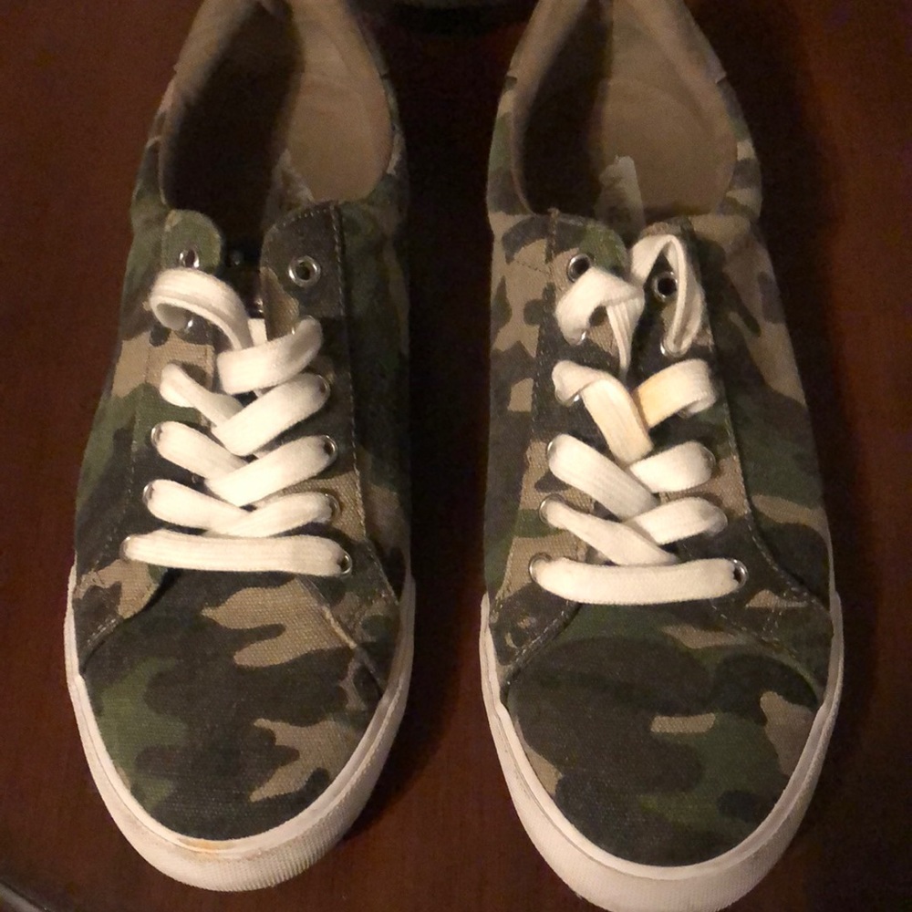 Nine West Camo Sneakers